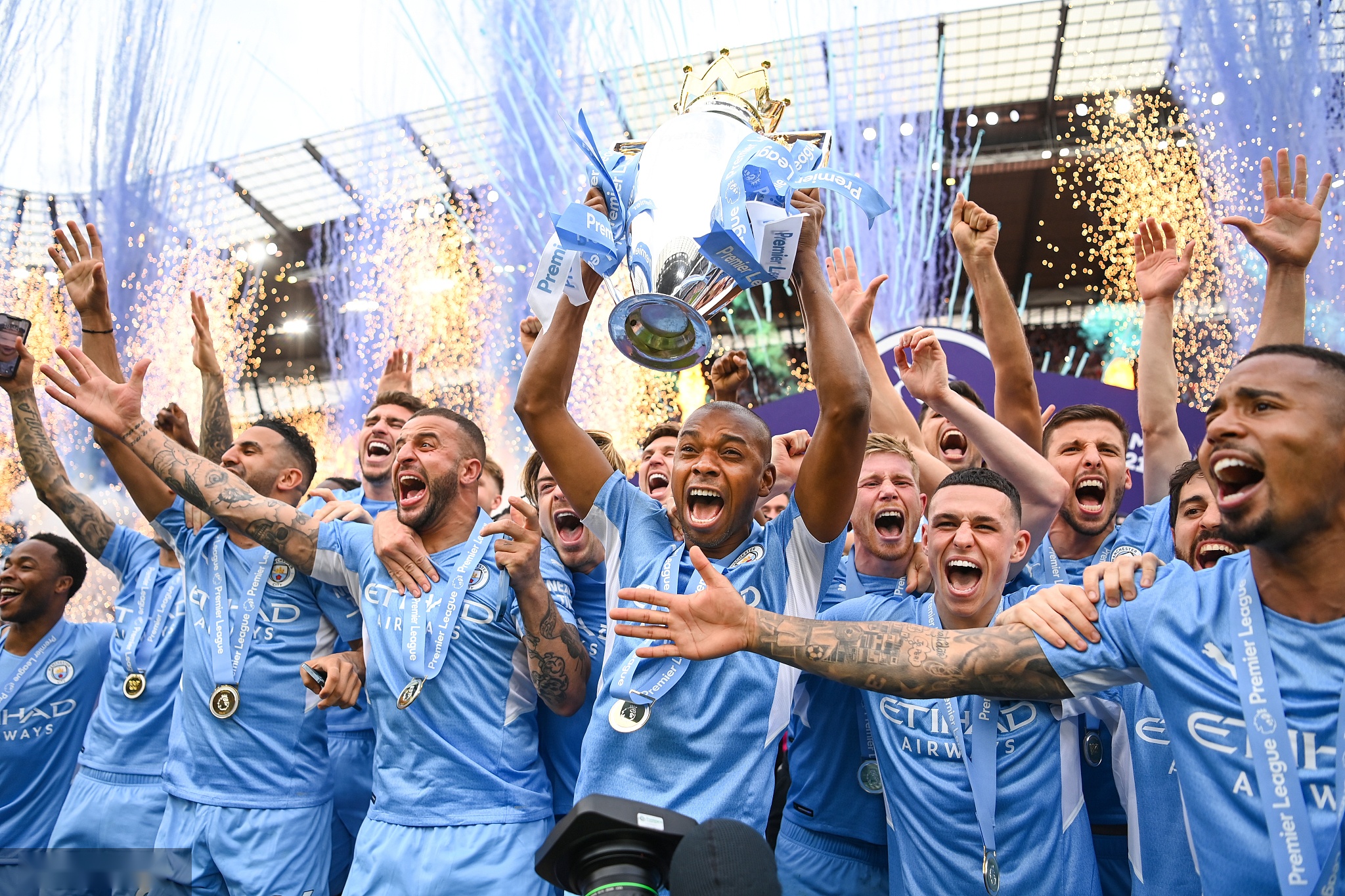 提供了一个 提供了一个