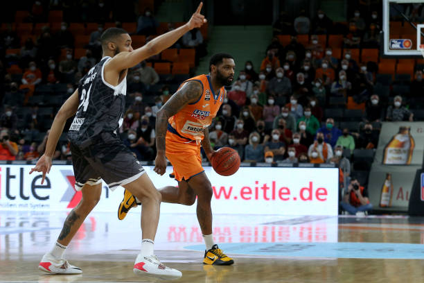 无论面对任 无论面对任