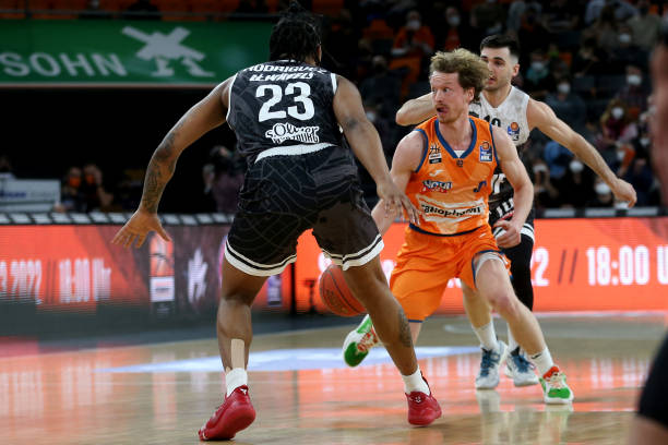 塔图姆因伤 塔图姆因伤