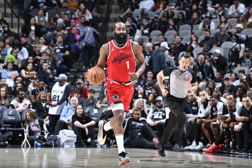 足球中常因 足球中常因